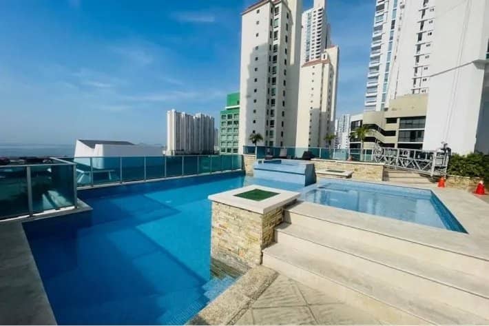 Apartamento en alquiler en San Francisco, Panamá - foto 1