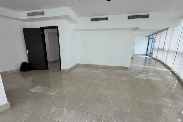 Venta de apartamento en Grand Tower, Punta Pacifica - photo 1