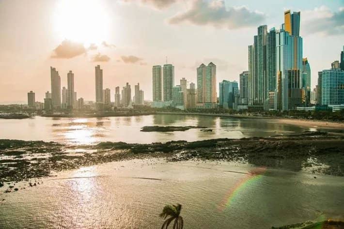 Venta de Apartamento en The Point Paitilla - foto 1