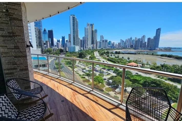 Se vende apartamento en PH Sky Residences, Avenida Balboa, Ciudad de Panamá - foto 1
