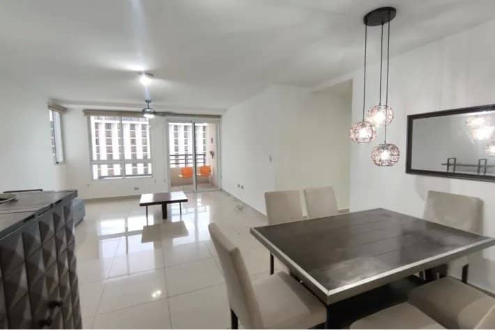 Venta de apartamento amoblado en San Francisco, Panamá - foto 1