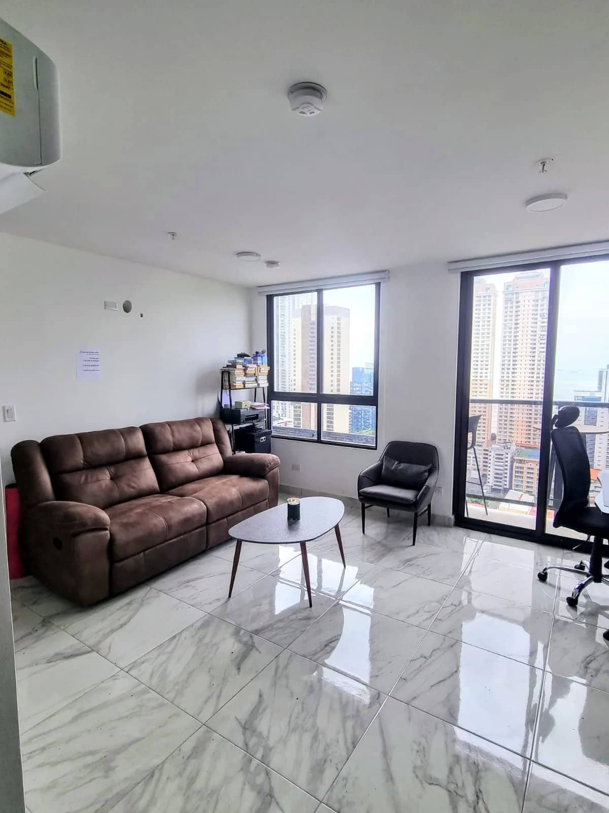 Alquiler de apartamento amoblado en PH The Gray, Calle 50 - foto 1