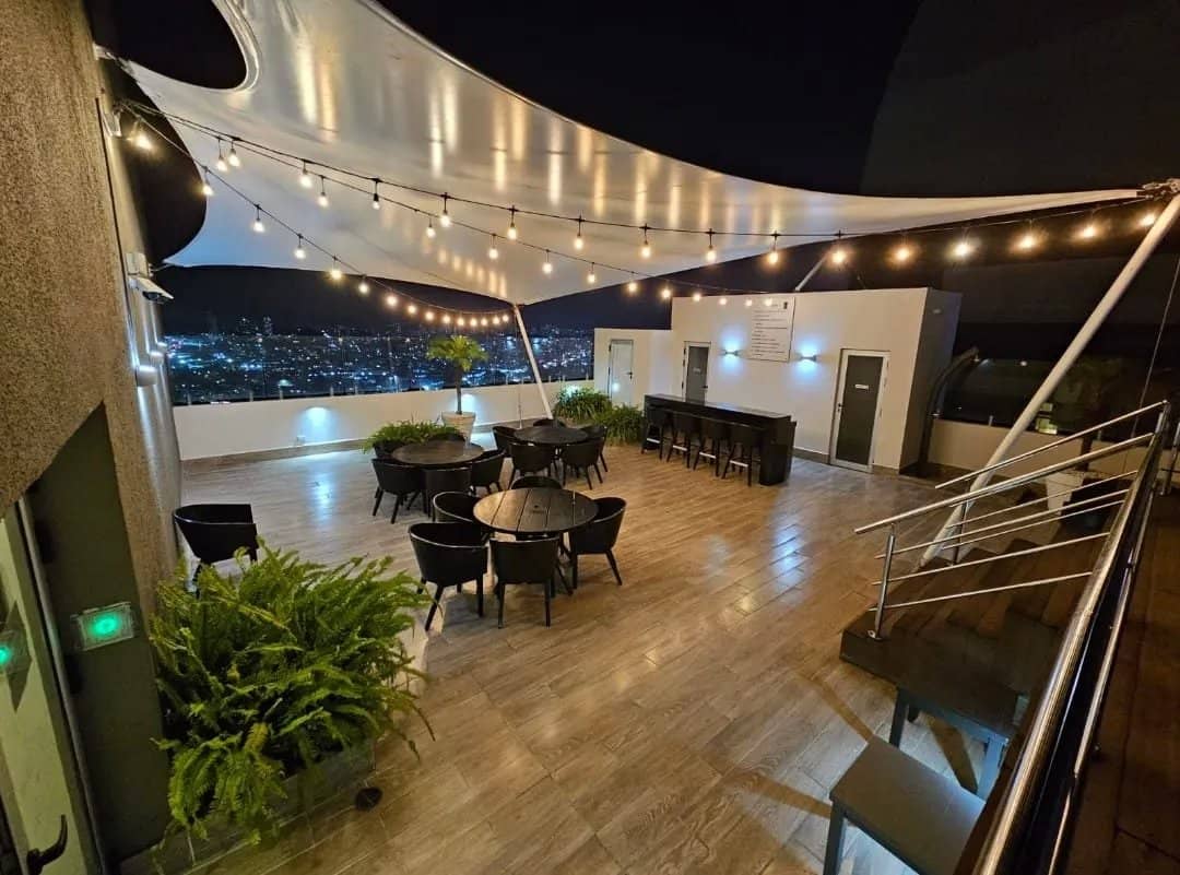 Se vende apartamento (Penthouse) en PH Luxor, La Cresta, Bella Vista - foto 1