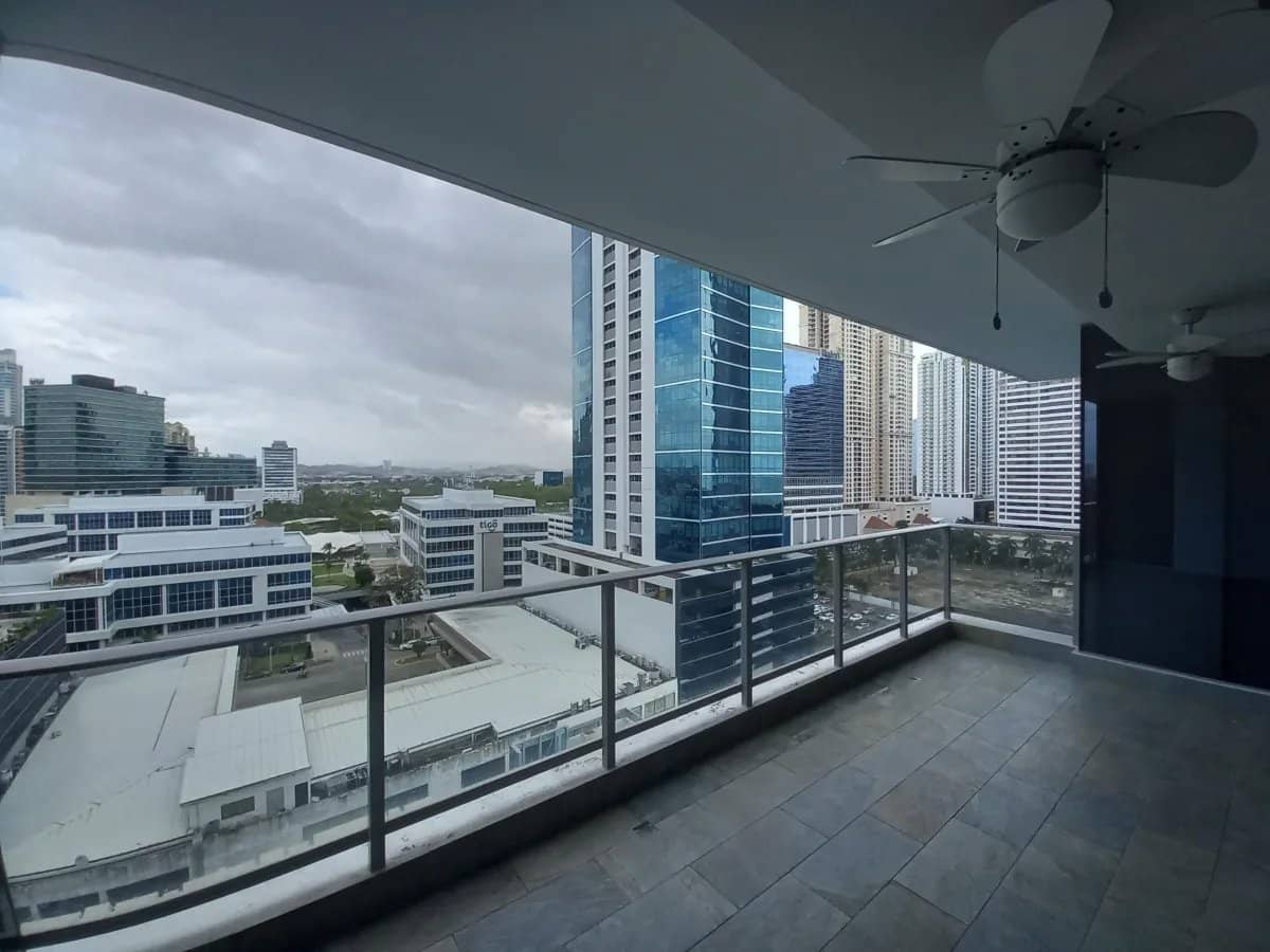 Venta de Apartamento Reposeido,PH Regalia, Costa del Este - foto 1