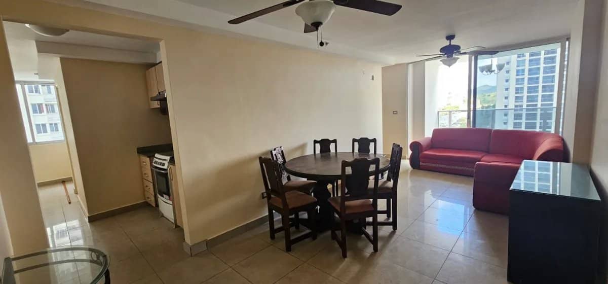 Alquiler de apartamento en Condado Del Rey - photo 1
