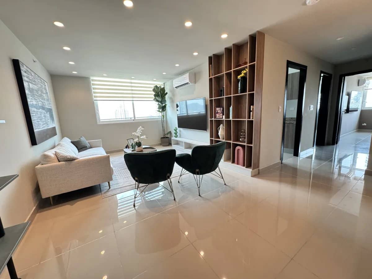 SE VENDE APARTAMENTO EN BELLA VISTA - foto 1