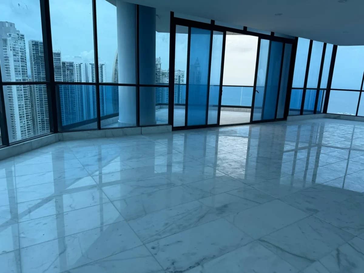 Venta de Penthouse en Ocean Front Luxury Penthouses Punta Patilla - foto 1
