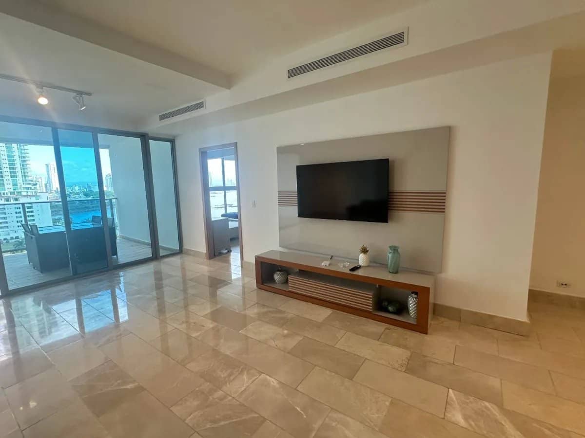 Venta de Apartamento en PH Grand Tower - foto 1