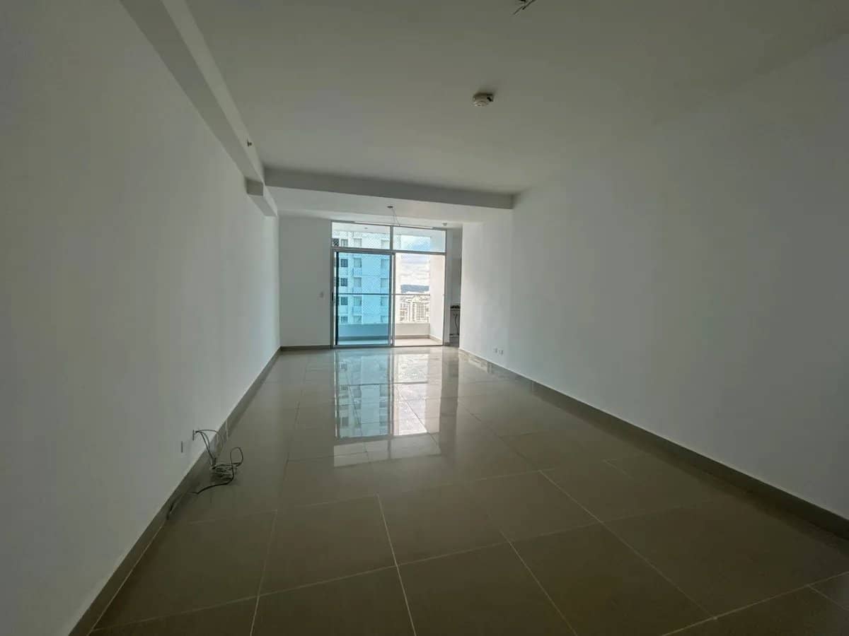 Venta de apartamento en PH Rainbow Towers - photo 1