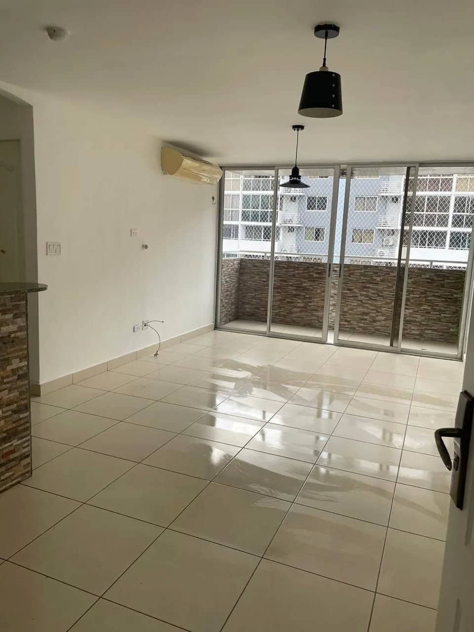 Alquiler de Apartamento en Condado del Rey - photo 1