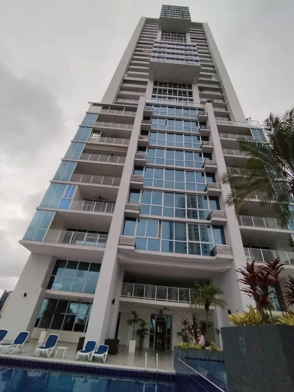 SE VENDE APARTAMENTO EN P.H. Quadrat - foto 1