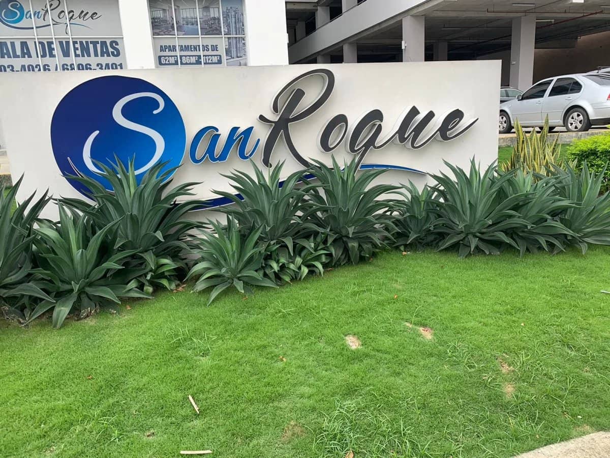 Venta de Apartamento PH San Roque, Via España - foto 1