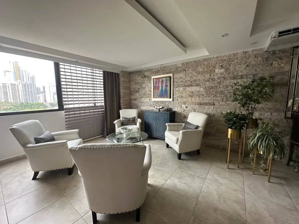 Se vente apartamento en PH Vista Obarrio - foto 1