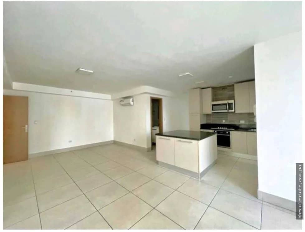 Venta de apartamento en PH Park City, Obarrio - foto 1