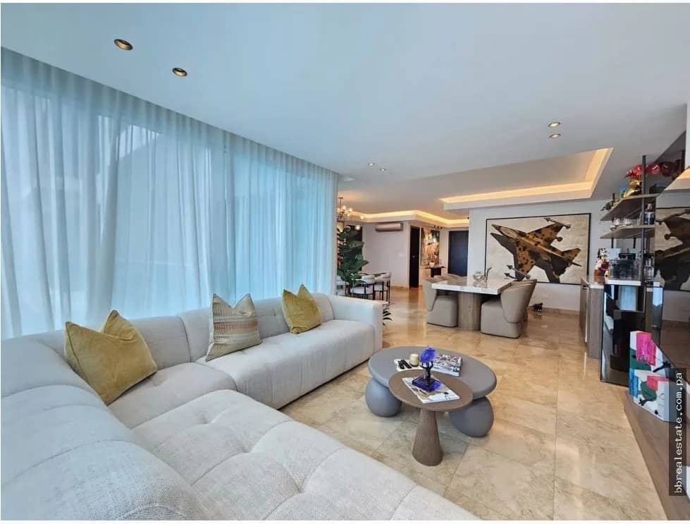 Venta de apartamento en PH Titanium, Costa del Este - foto 1