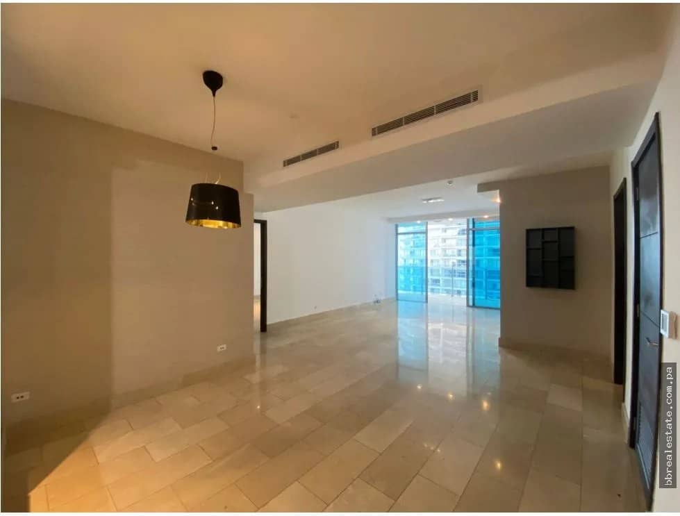 Venta de apartamento en Punta Pacífica, Ph Grand Tower - foto 1