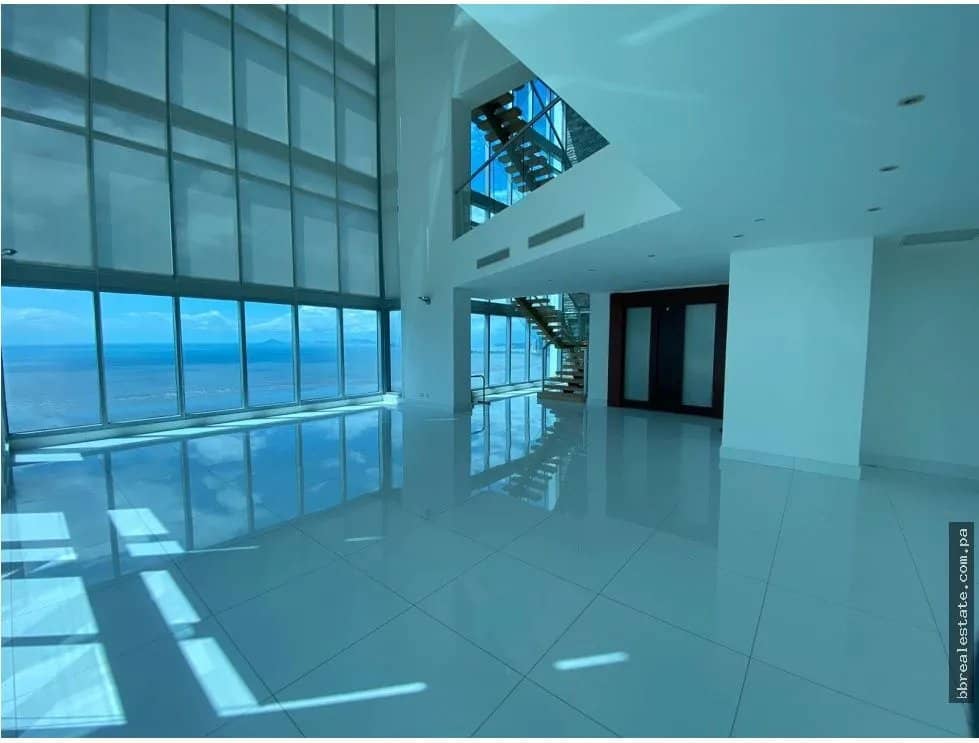 Venta de penthouse en Costa del Este, Ph Ten Tower - photo 1