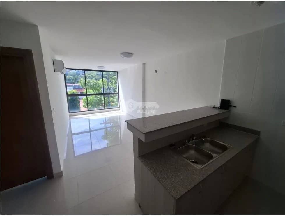 SE ALQUILA APARTAMENTO EN BETHANIA PH VILLA REAL 2M2 CON PISCINA - foto 1