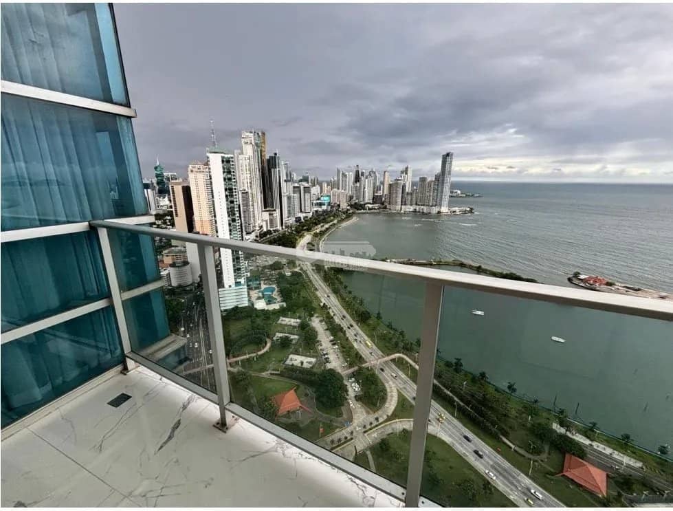 AVENIDA BALBOA / PH WHITE / 168M2 / 3 HABITACIONES / BALCON / AMOBLADO - foto 1