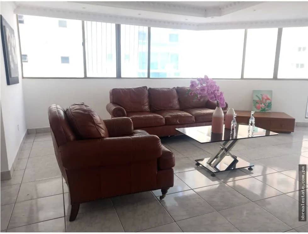 Alquiler de apartamento en Calle Uruguay, PH Tower One - foto 1