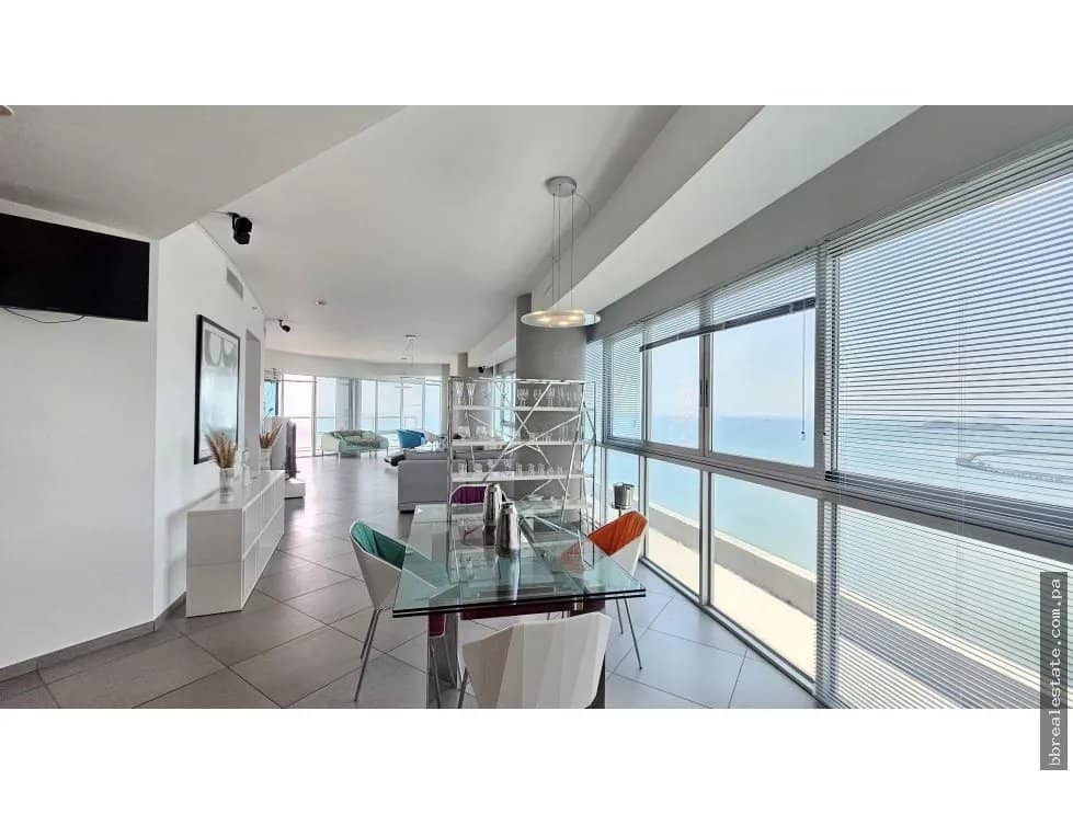 Venta de apartamento en Av. Balboa, PH Yacht Club - foto 1