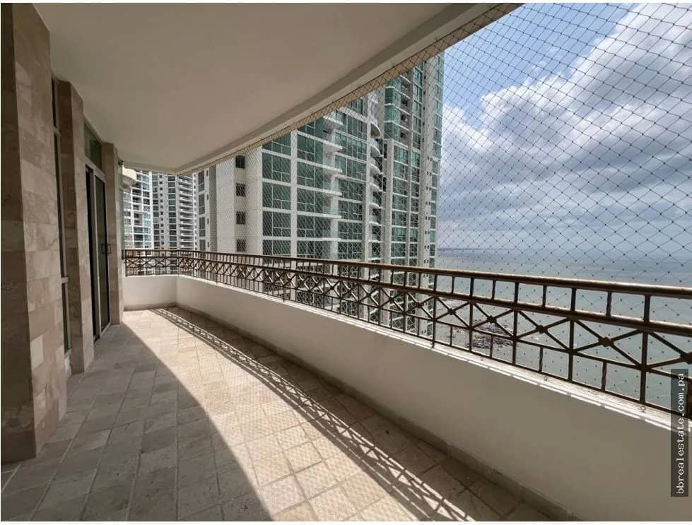 Venta de apartamento en Punta Pacífica, Ph Pacific Point Torre 300 - photo 1
