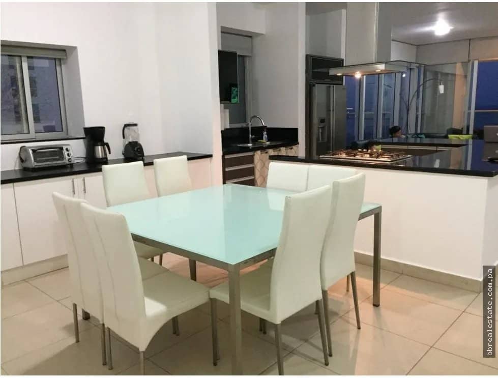 Se vende Apartamento en Avenida Balboa, Ph Rivage - foto 1