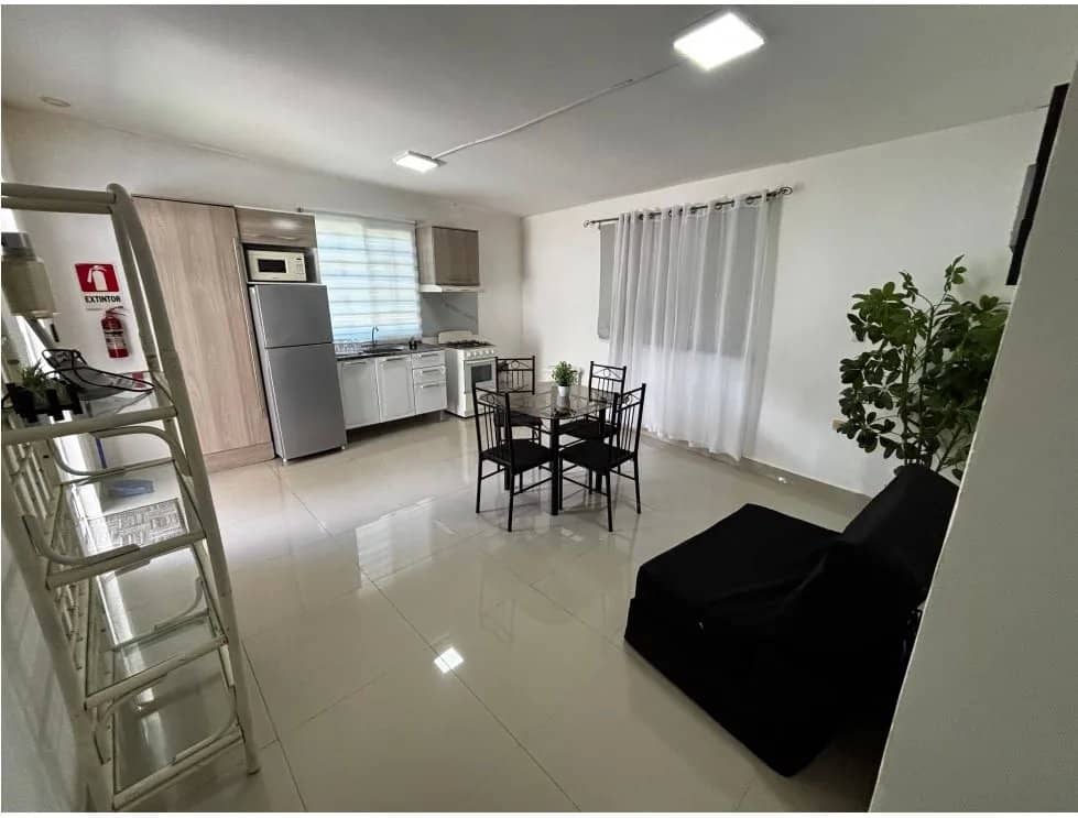 COLÓN / MARGARITA / 60M / AMOBLADO / CON SERVICIOS INCLUIDOS - foto 1