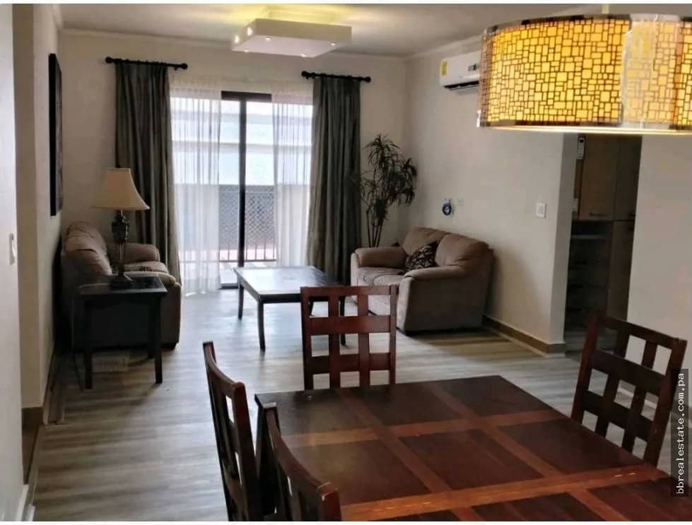 Venta de Apartamento en PH Embassy Village, Clayton - foto 1
