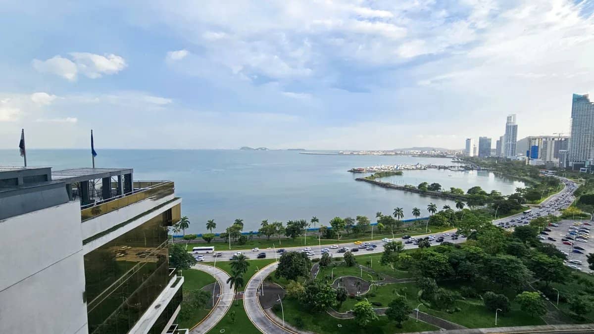 Apartamento 3 Rec, Avenida Balboa  Vistas al Mar - foto 1