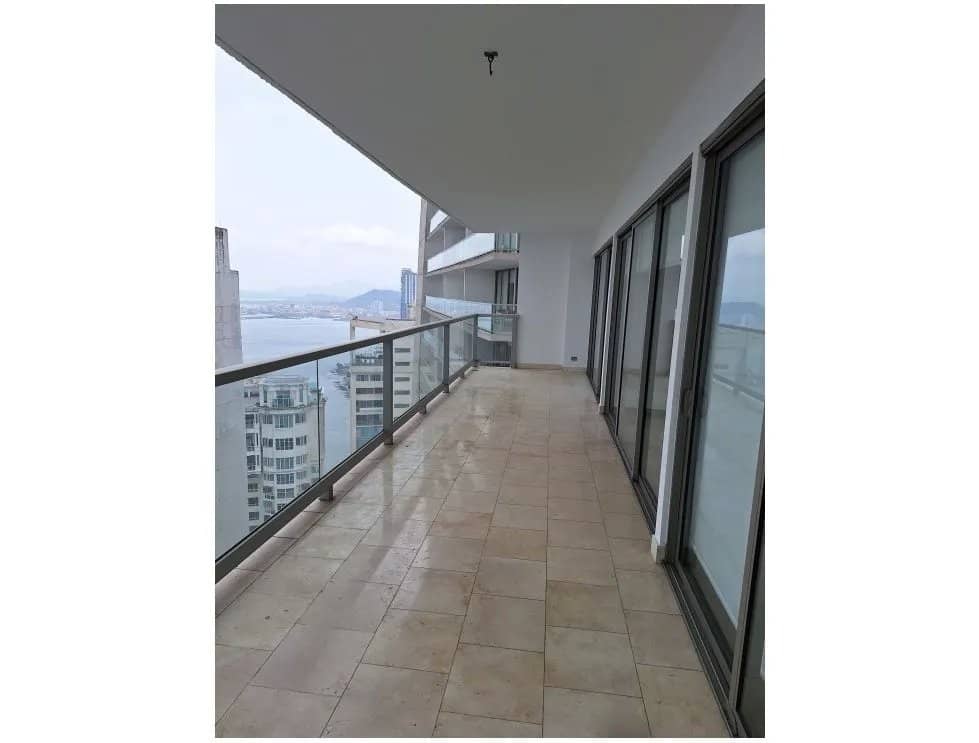 Venta de apartamento en PH TOC | Punta Pacífica - photo 1