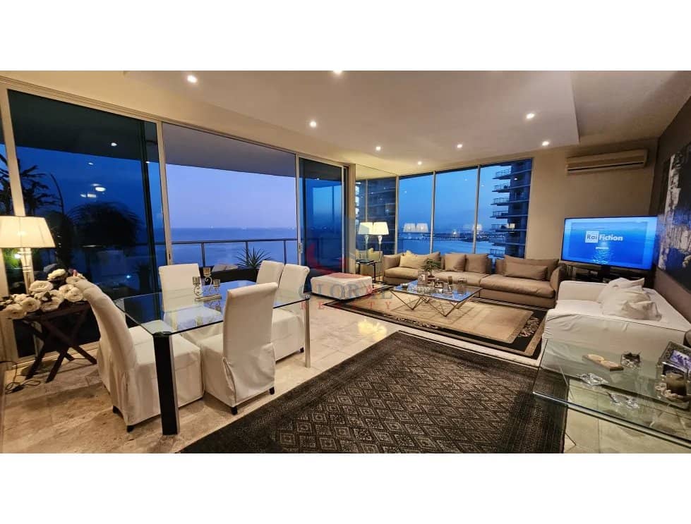 Se Vende Apartamento en Avenida Balboa PH Sky Residence - foto 1