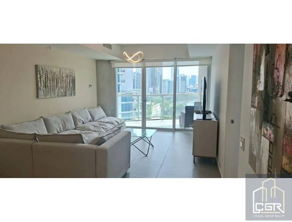 VENDO/ ALQUILO APARTAMENTO AMOBLADO PH YACHT CLUB. - foto 1