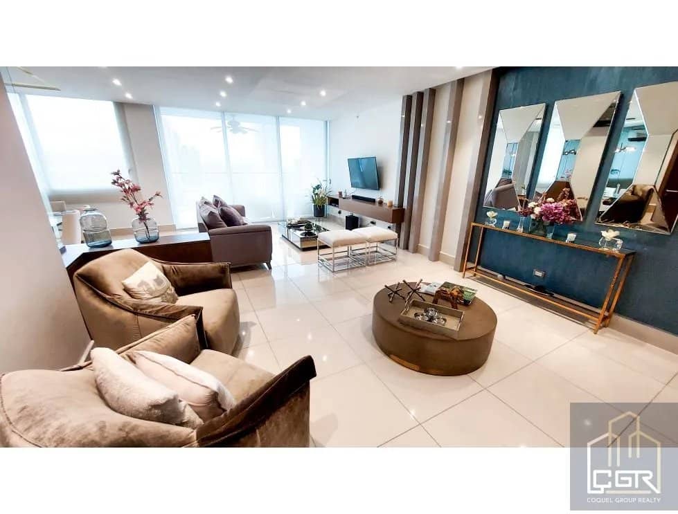 Venta de apartamentos en PH Bali, Costa del Este, Panamá - photo 1