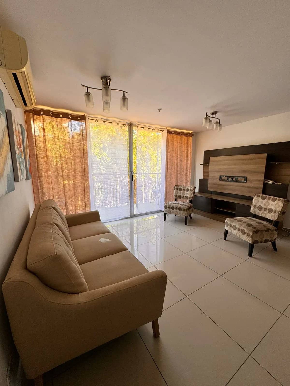 Se Vende Apartamento en Alta Vista Towers - foto 1