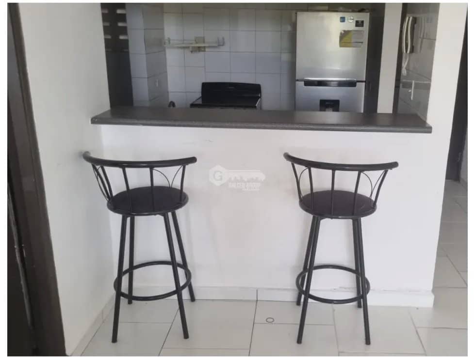 SE ALQUILA APARTAMENTO AMOBLADO EN VIA PORRAS PH DON OMAR - foto 1