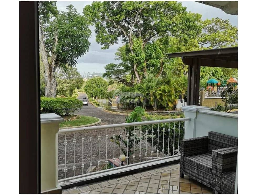 SE VENDE APARTAMENTO EN TUCAN COUNTRY CLUB 139 M2 CON PISCINA - foto 1