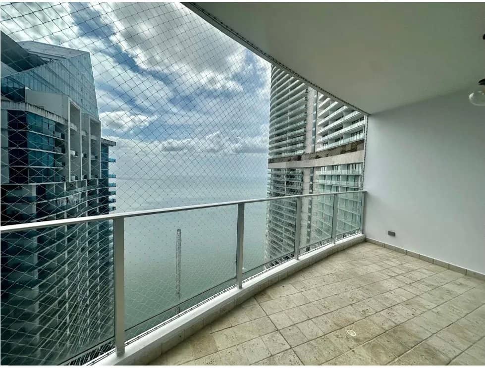 Venta/Alquiler de apartamento en PH Pacific Village, Punta Pacífica. - foto 1