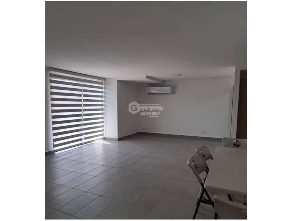 SE VENDE APARTAMENTO EN PH THE DISTRICT 215 M2 CON AMPLIO BALCON - foto 1
