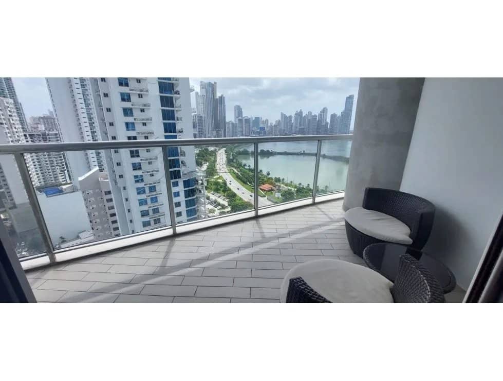 Venta de apartamento en PH Yacht Club Tower | Avenida Balboa - photo 1