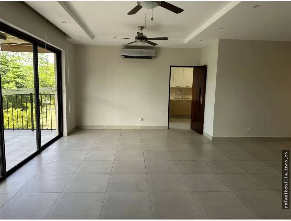 SE ALQUILA APARTAMENTO EN EMBASSY CLUB - photo 1