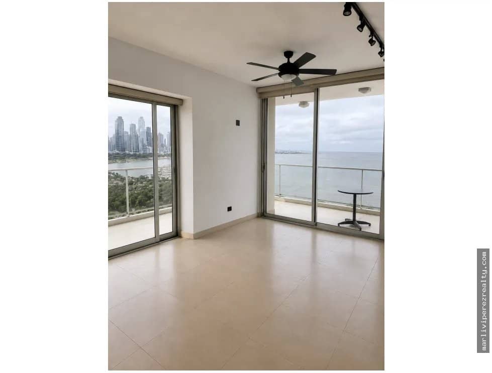 Venta de apartamento en Avenida Balboa - photo 1