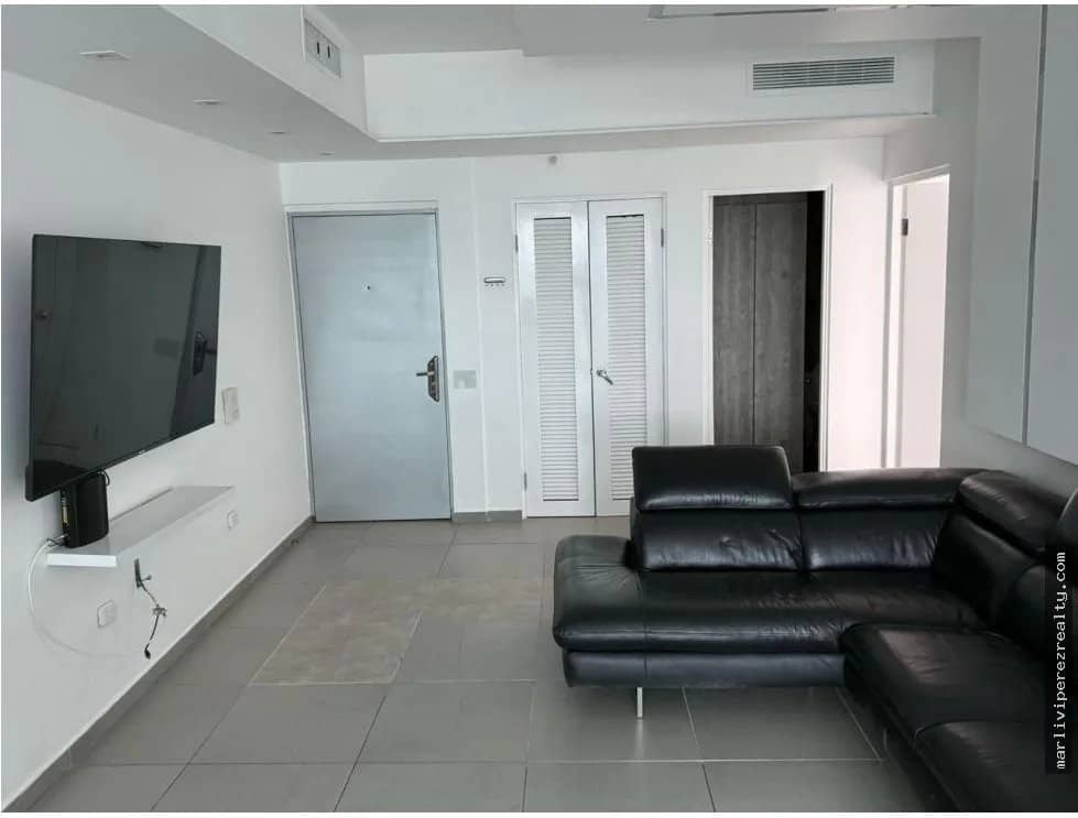 Apartamento en Alquiler Amoblado Avenida Balboa - photo 1