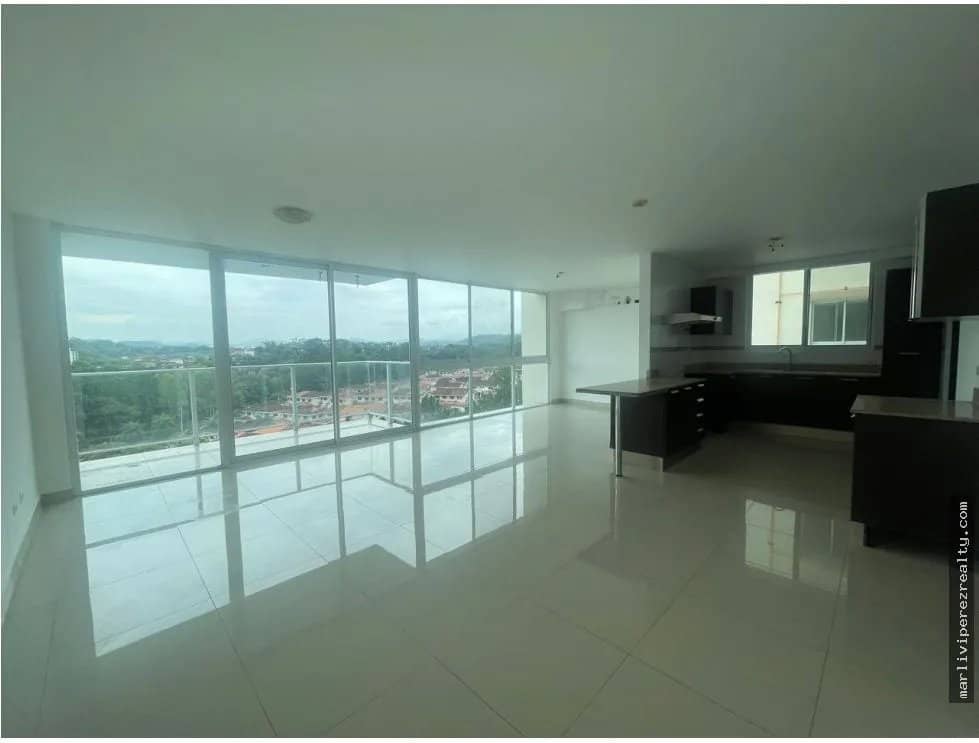 Venta de apartamento en Ancón - foto 1