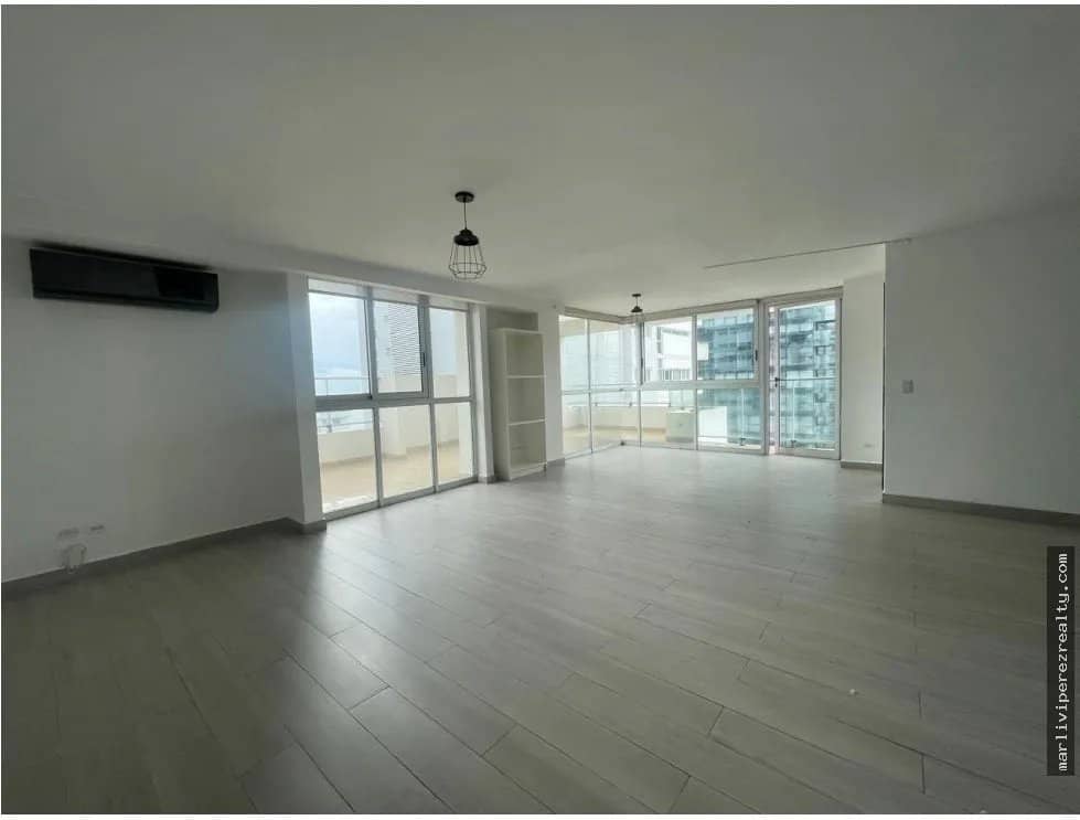 Venta de apartamento en Bella Vista - foto 1