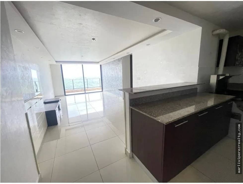 Venta de apartamento en Villa de las Fuentes, Betania - foto 1