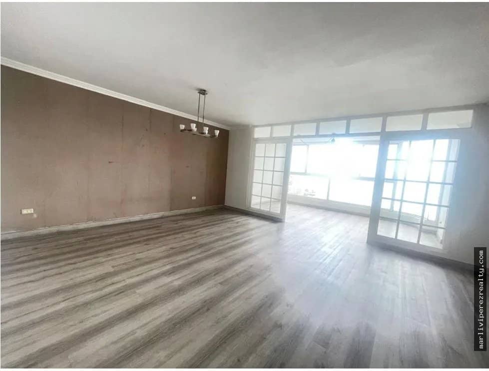 Venta de apartamento en Avenida Balboa - foto 1
