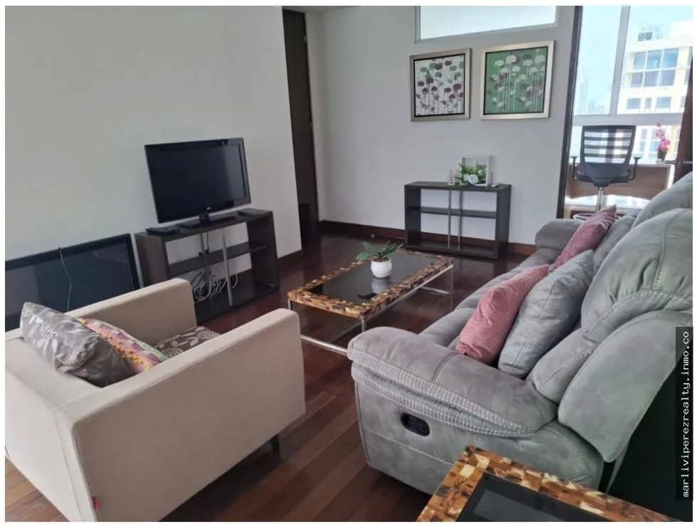 ALQUILER DE APARTAMENTO EN OBARRIO -116MTS - foto 1