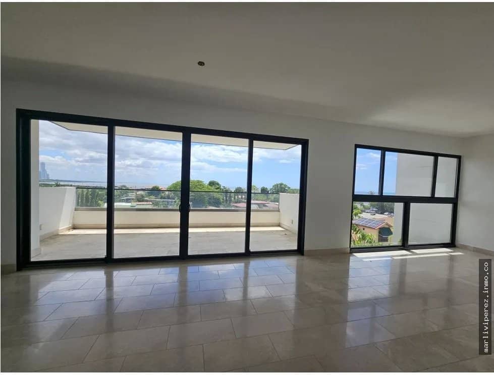 VENTA DE EXCLUSIVO APARTAMENTO EN COCO DEL MAR - photo 1