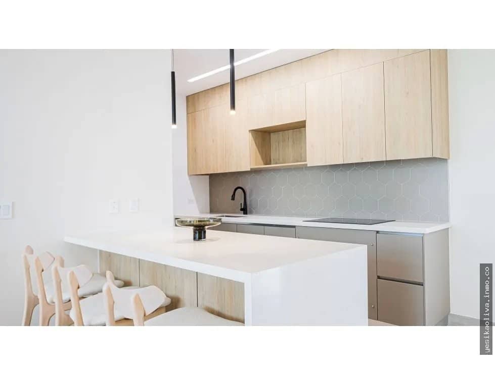 Venta de apartamento en Costa del Este, Panamá - foto 1